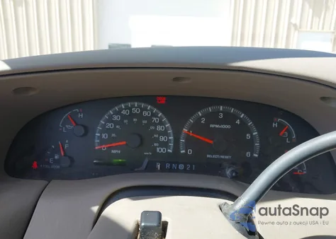 2000 Ford F-150 Lariat/Work Series/Xl/Xlt from USA, damaged, VIN 1FTRX18L4YNA94230